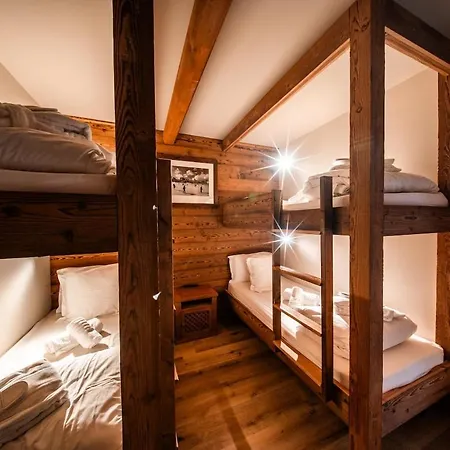 Les Arcs 1950, Ski-in Ski-out For 8 Persons *